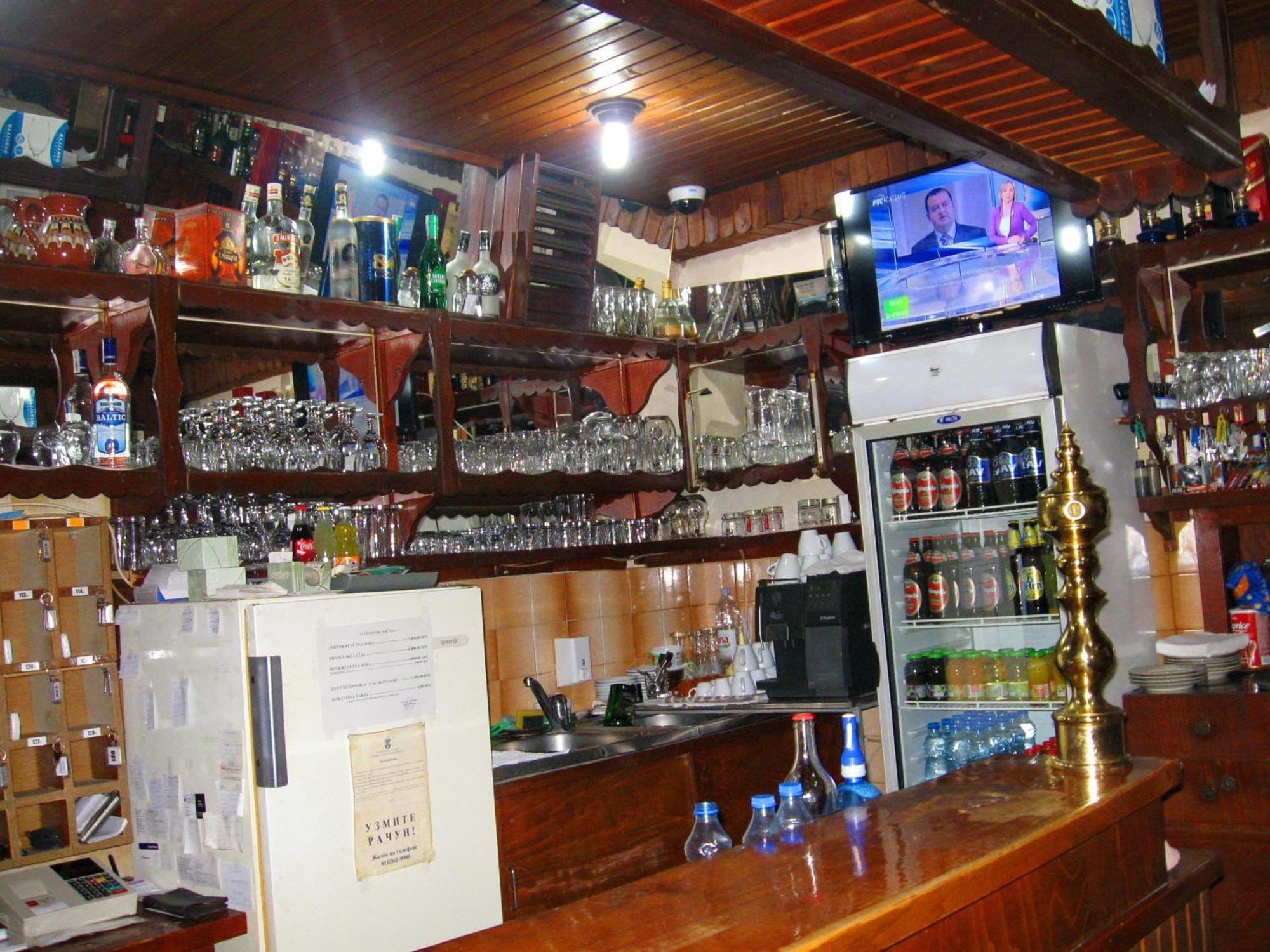 Amfora Rooms Caribrod ดิมิโตรฟกราด ภายนอก รูปภาพ