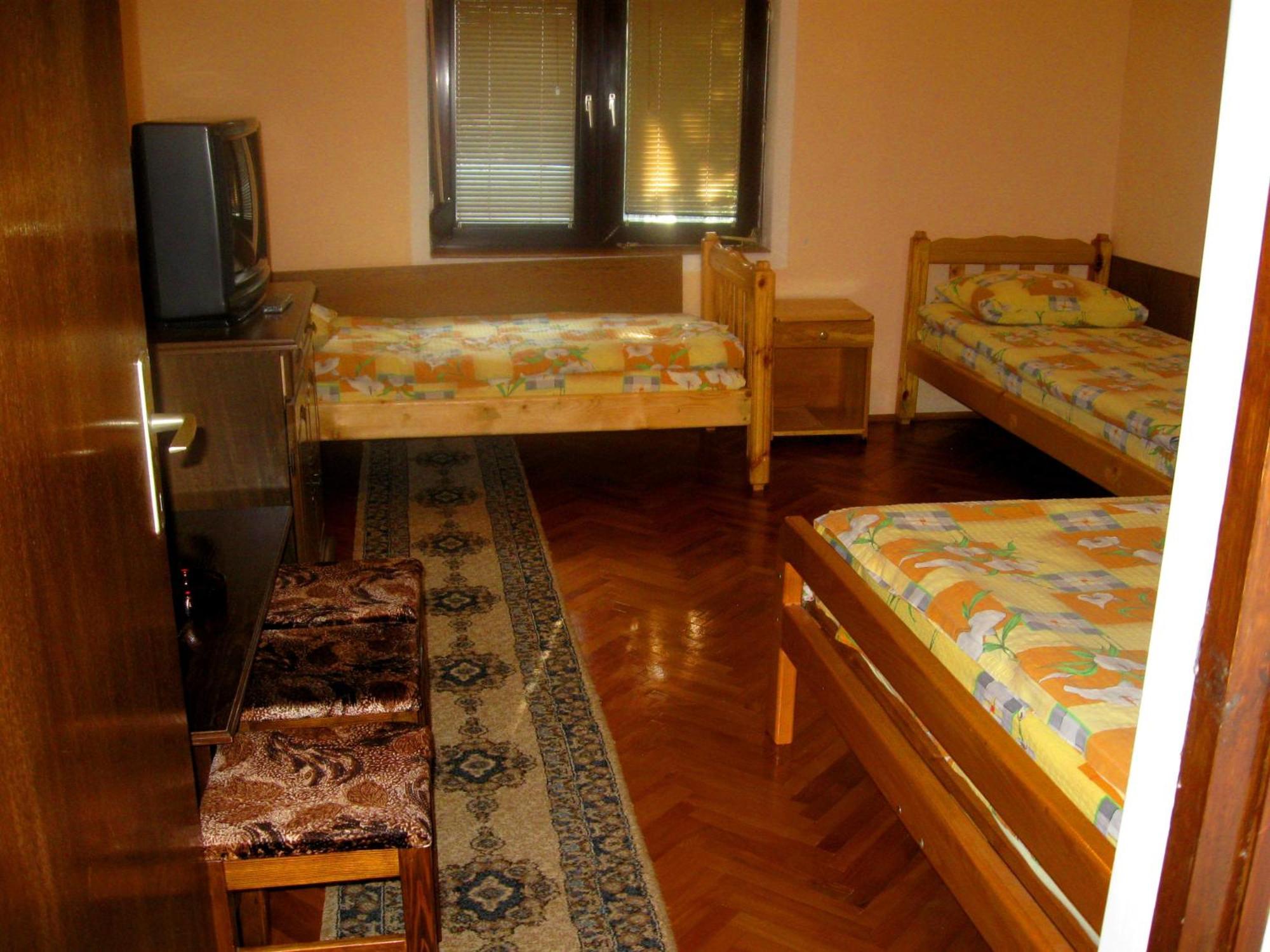 Amfora Rooms Caribrod ดิมิโตรฟกราด ห้อง รูปภาพ